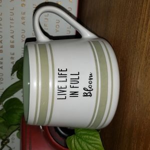 New Live Life in Full Bloom Mug